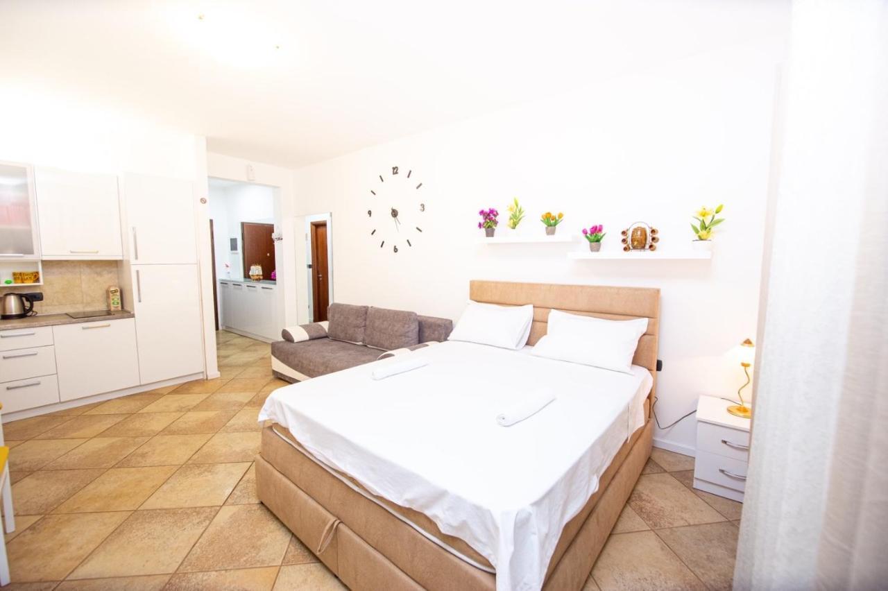 Apartment Studio Premier Rafajlovići Buitenkant foto