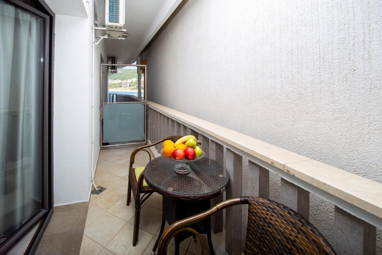 Apartment Studio Premier Rafajlovići Buitenkant foto